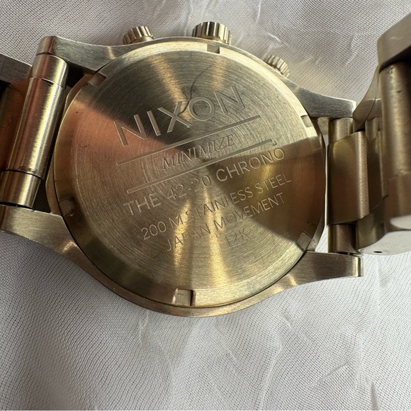 Nixon Gold 42-20 Womens Chronograph Watch - Picture 2 of 8